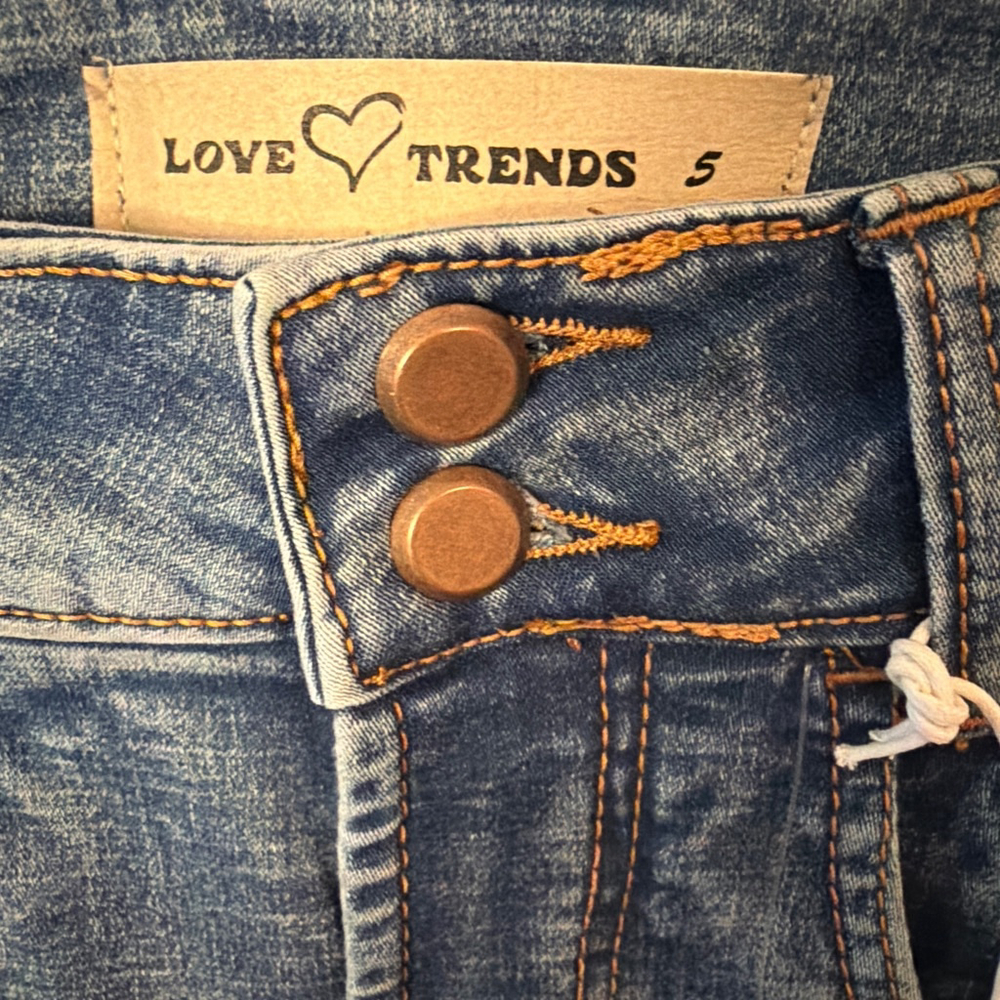 LOVE TRENDS Cropped Skater Utility Jeans Juniors Size 5 Coquette Cottage Bow - Picture 5 of 5